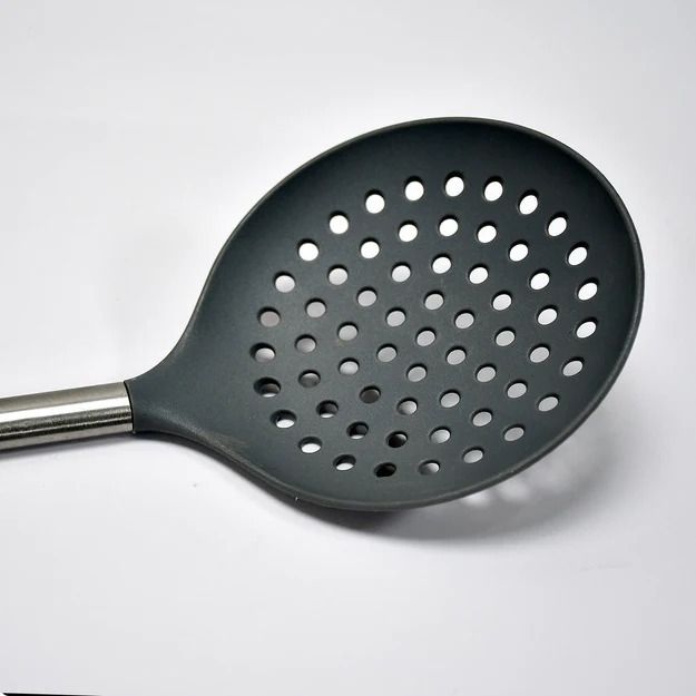 SILICONE STRAINER SPOON