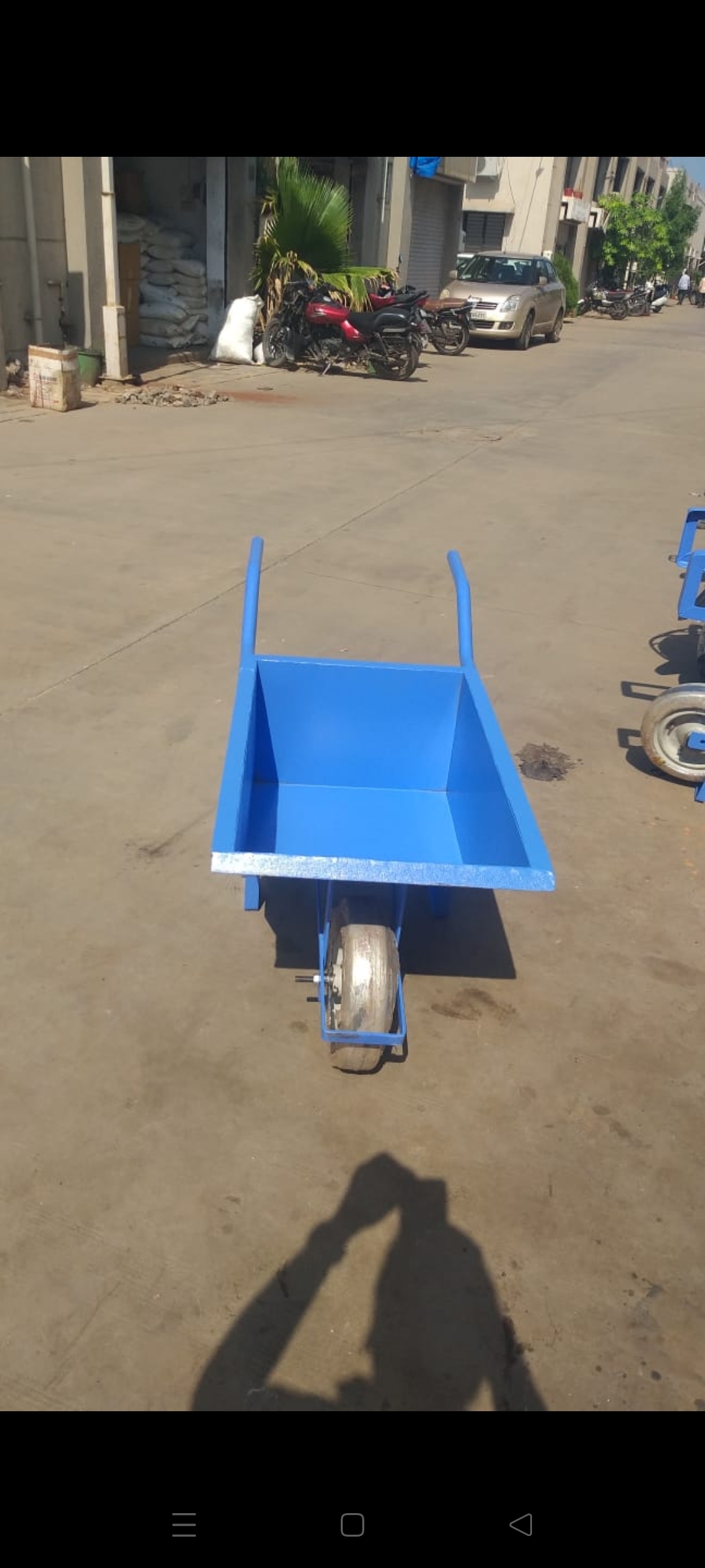 Single Wheel Barrow