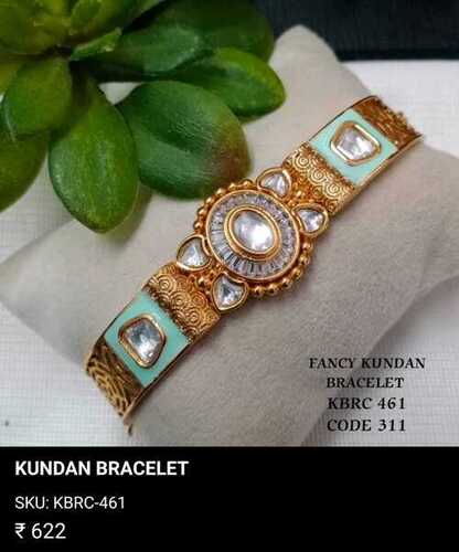 BEAUTIFUL KUNDAN BRACELET
