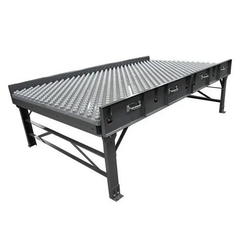 Industrial Conveyor Table