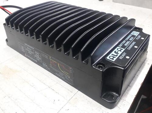 8A Automatic Battery Charger