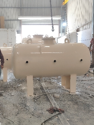 hot water storage tank