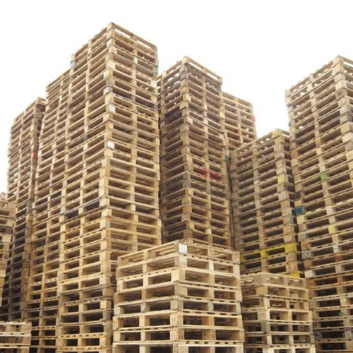 Polished Reconditioned Pallets