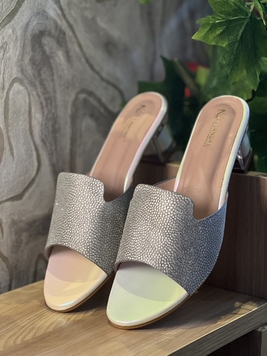 Women Fancy Slipper
