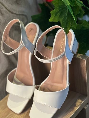 White Fancy Sandal at Best Price in Delhi Delhi Saifi Enterprises