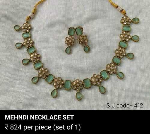 FLOWER DESIGN MEHANDI NECKLACES SET