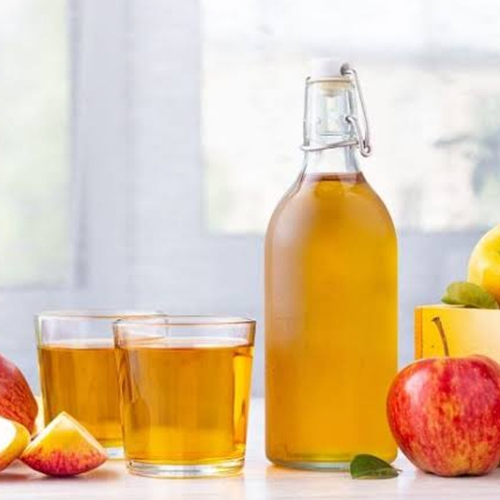 Organic Apple Vinegar - Naturally Fermented Sour and Sweet Taste Profile | Ideal for Dressings and Health Boosts