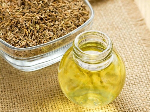 MGana Sugandh Mantri Essential Oil (Homalomena aromatica Schott) for Aromatherapy Diffusers