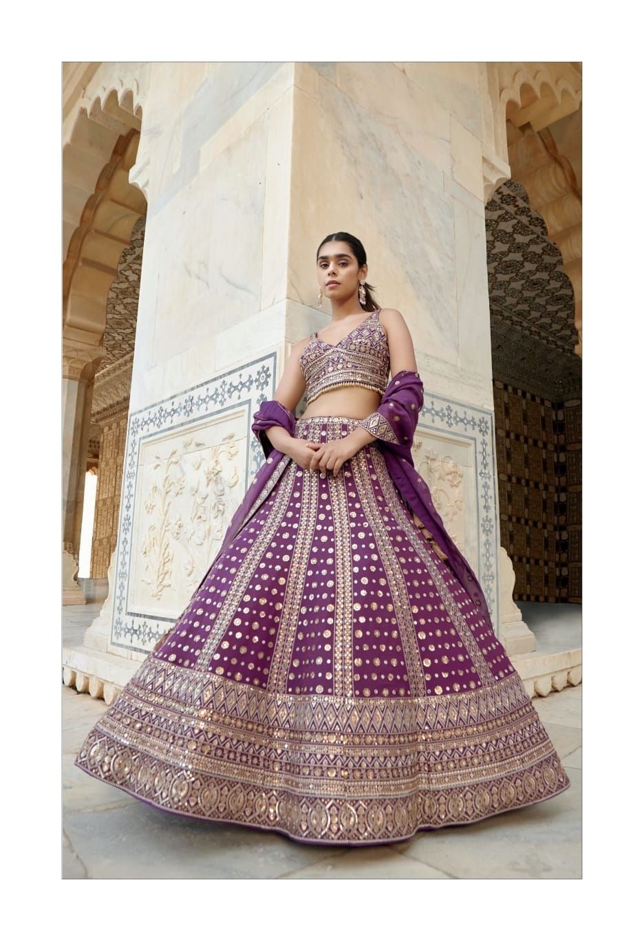 NAVKAR  LEHENGA