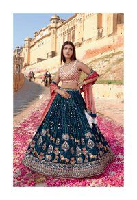 NAVKAR  LEHENGA