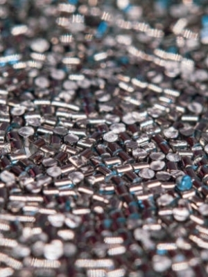 Cut Wire Shot - High Carbon Carbon Steel, Diameter 0.40 to 2.50 mm, Hardness Up to 50 HRC, Minimum Density 7.8 g/cm3, Weight 25 kg
