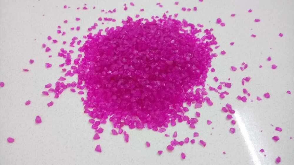 Light pink colored silica quartz sand