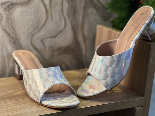 Shining Slipper