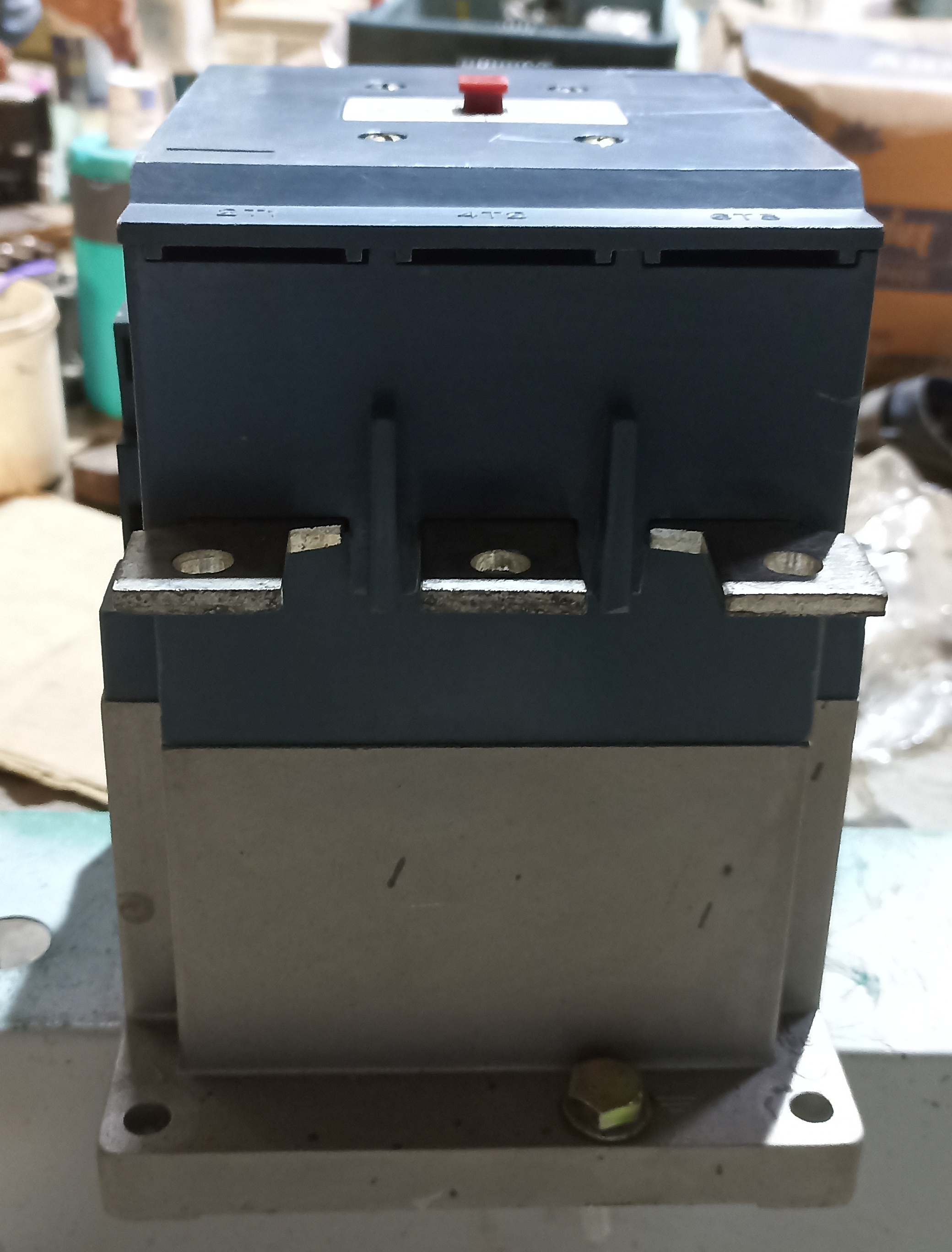 HYUNDAI HMC400 CONTACTOR