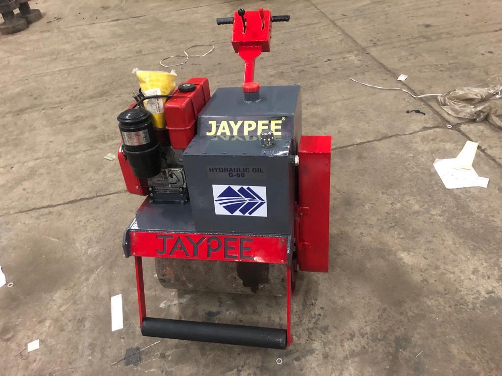 Walk Behind Vibratory roller (Single Drum)
