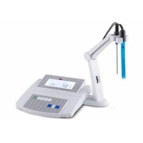 Benchtop Conductivity Meter Microprocessor Application: Laboratory