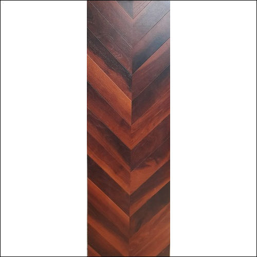 WOODEN FLOORING LAMINATE