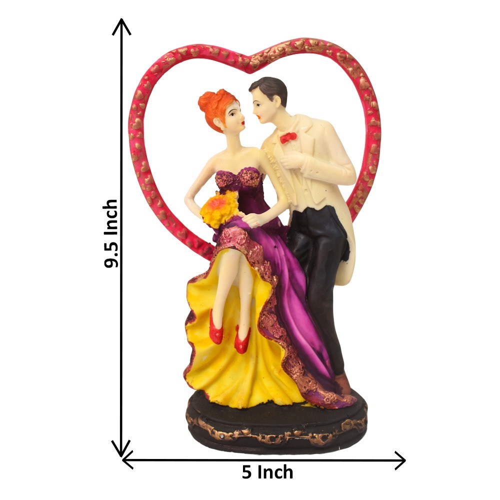Polyresin Love Couple Statue