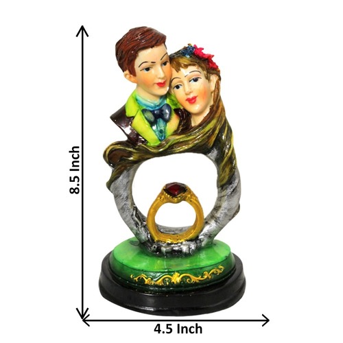 Multicolor Polyresin Love Couple Statue