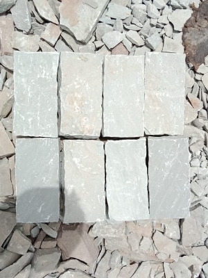Sand stone cobble