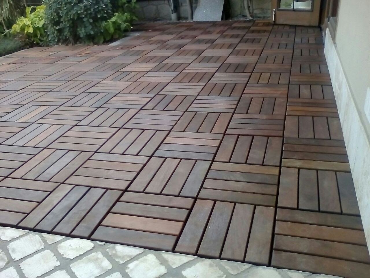 Deck Floor Cladding