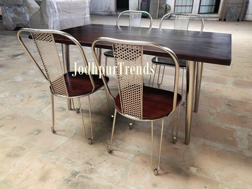 Dining Table With Four Chair