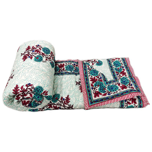 Plain Export Quality Red Blue Floral Cotton Quilt