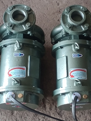 Green Open Well Pump