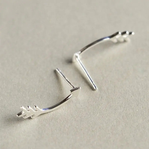 925 Sterling Silver Handmade Curvy Bent Arrow Head Tail Stud Earrings