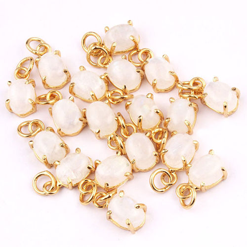 White Moonstone Oval Shape 6X8Mm Prong Set Gold Vermeil Sterling Silver Charms Size: 6X8M