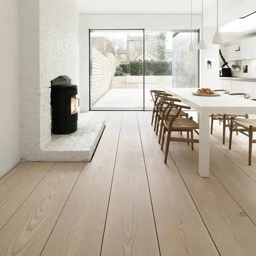 Laminate Wooden Flooring