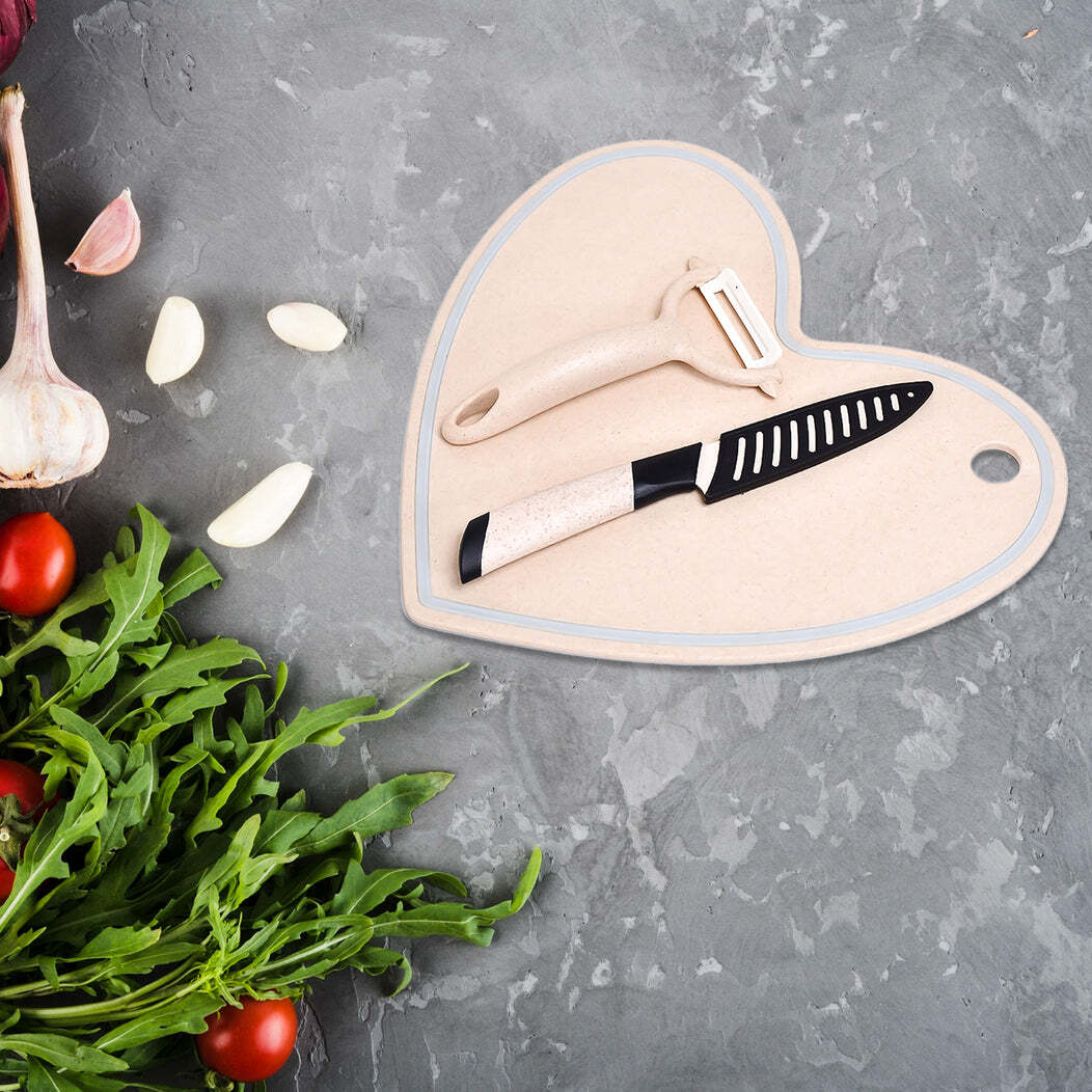 HEART SHAPE CHOPPING BOARD WITH KNIFE and PEELER(7100(