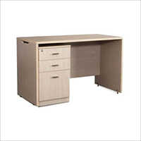 Ssc21 Standard Computer Table - Color: Beech
