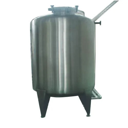 Liquid Tanks - 250-500 L 1000-5000 L Sizes | Durability Leakage Proof Non-Reactive Surface Long-Term Storage Quality Assured