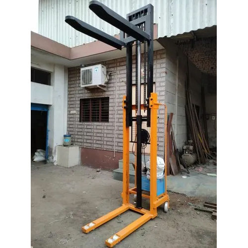 0.5 Ton Mini Stacker