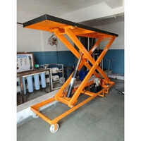 Hydraulic Scissor Lift - Color: Yellow