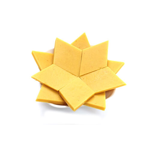 Kesar Kaju Katri