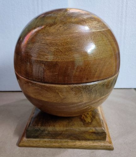 NEW DESIGN ROUND WOODEN URN