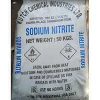 White Sodium Nitrite Powder