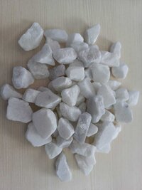 colour stone brack aggregate crumb color coated quartz chips with low price near me aquzrium chips stone decoration