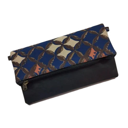 Black-multicolor Ladies Folding Clutch