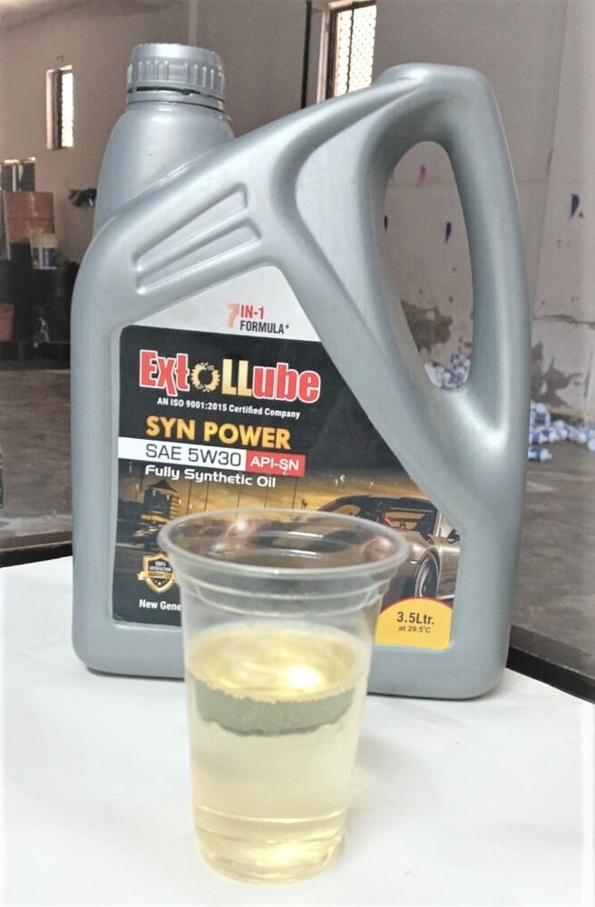 3.5 Ltr Car Engine Oil - White Colour | Efficient Lubrication, Smooth Engine Performance, Ideal for High-Temperature Conditions