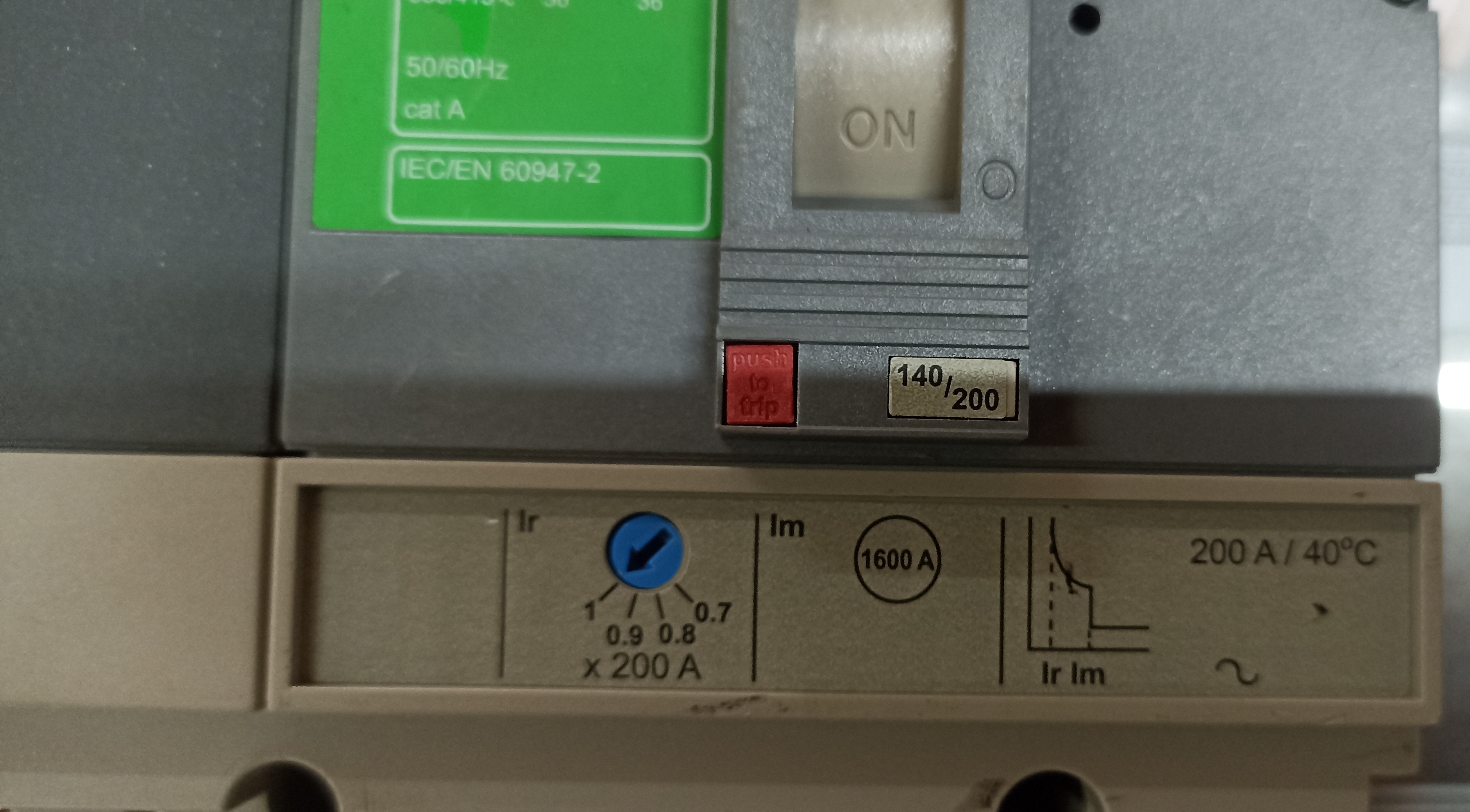 SCHNEIDER (CVS160F) 200A 4P MCCB