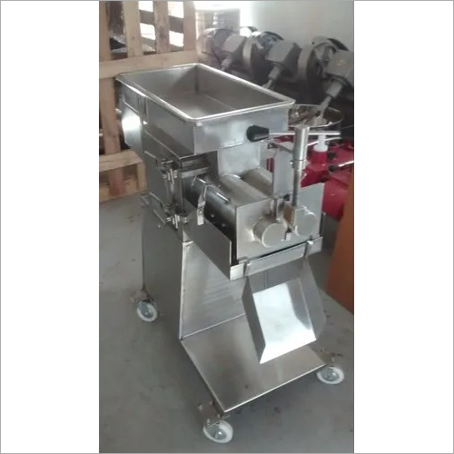 Automatic Double Screw Juice Expeller