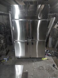 Vertical Refrigerator