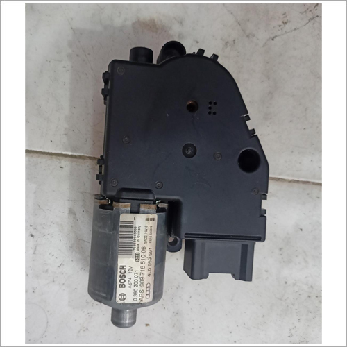 Black Audi Q7 Sunroof Motor