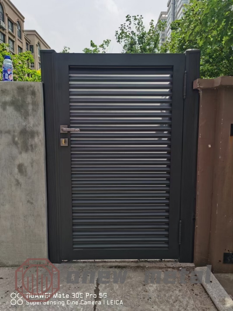 aluminum gate manufacturer