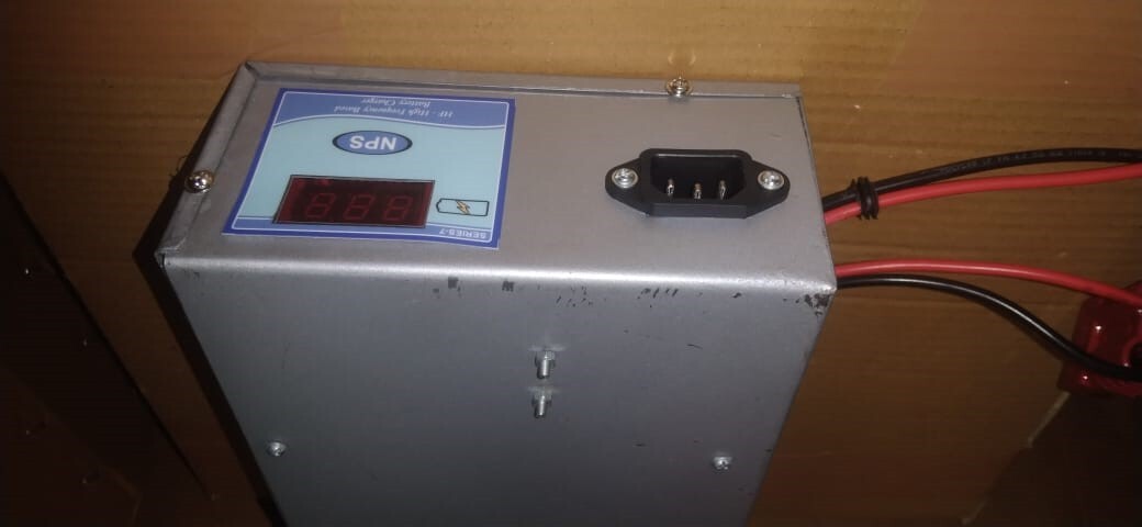 SC351 Scrubber Battery Charger