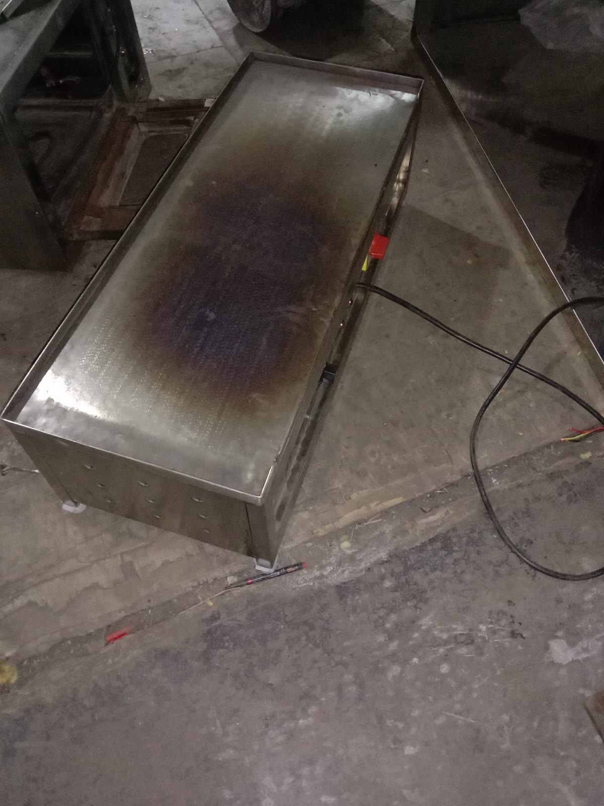 Stainless Steel Table Top Electric Dosa Bhatti