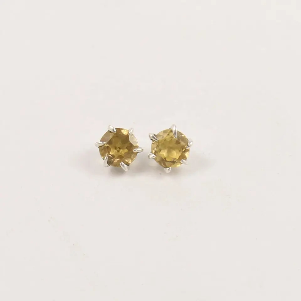 925 Sterling Silver Attractive Natural Blue Topaz Round Gemstones Stud Earrings